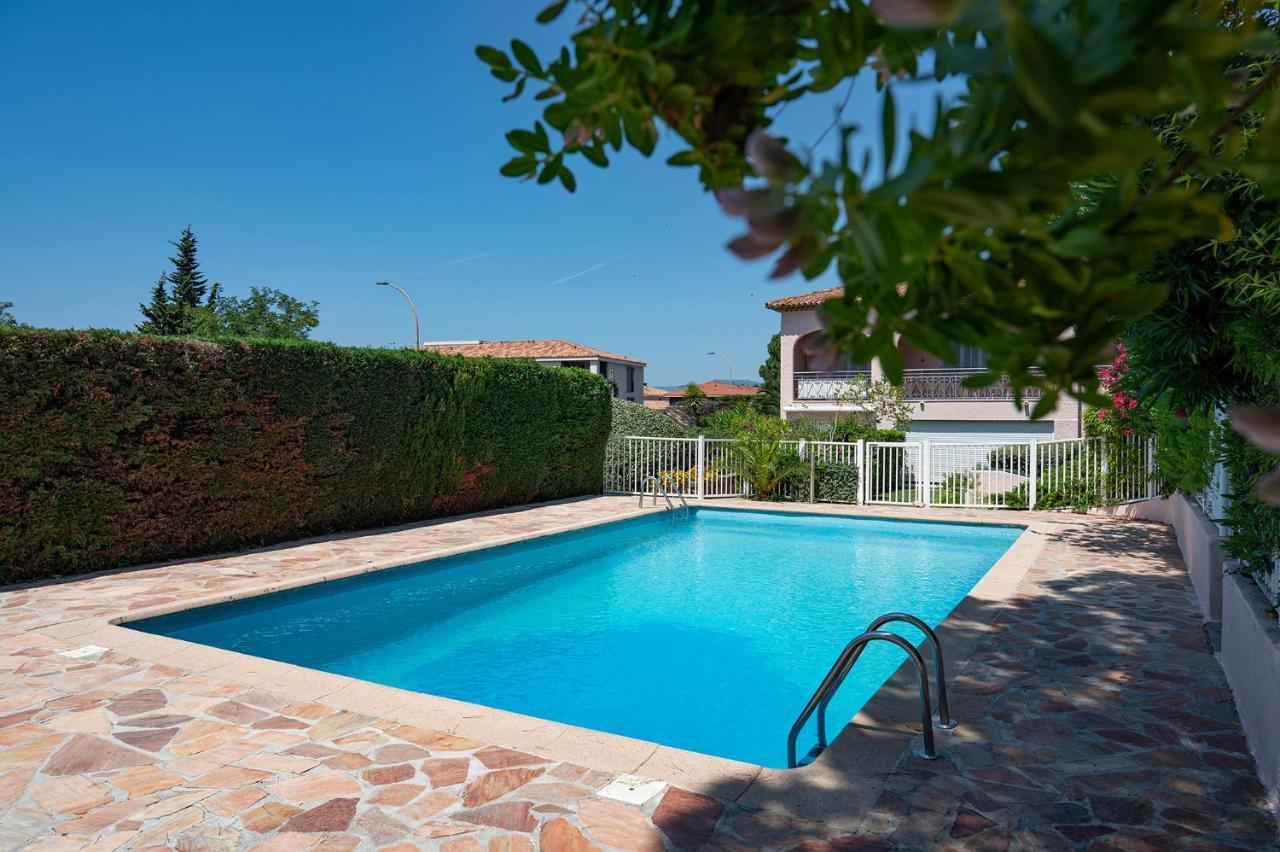 Appartamento Beau Rénové Dans Résidence Avec Piscine Saint-Tropez